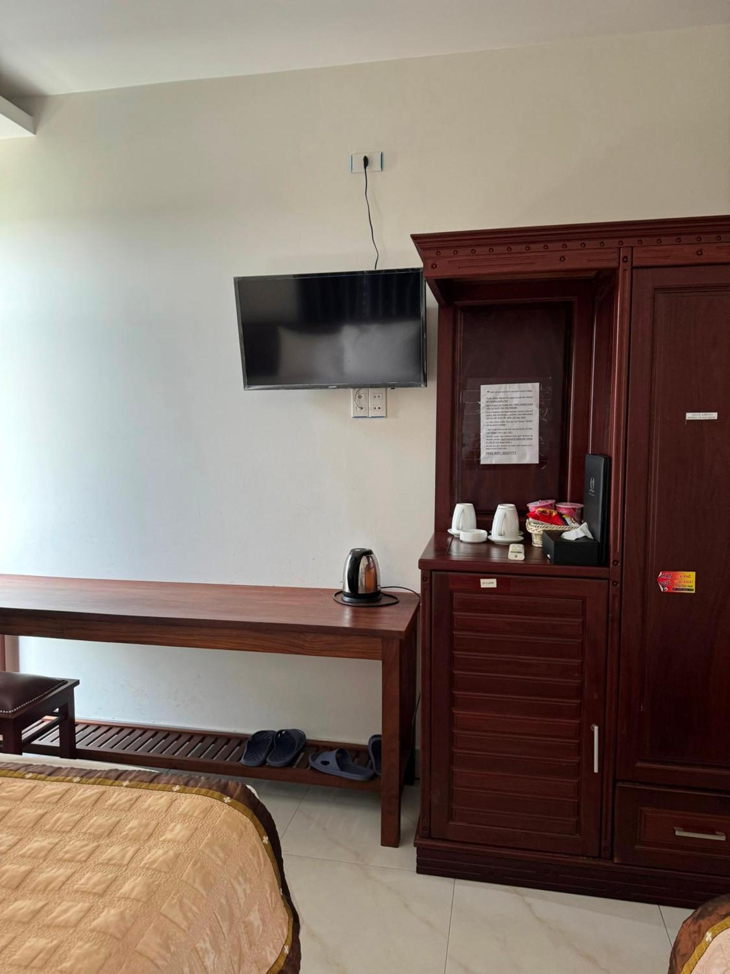 Hoang Khiem Hotel بلايكو المظهر الخارجي الصورة