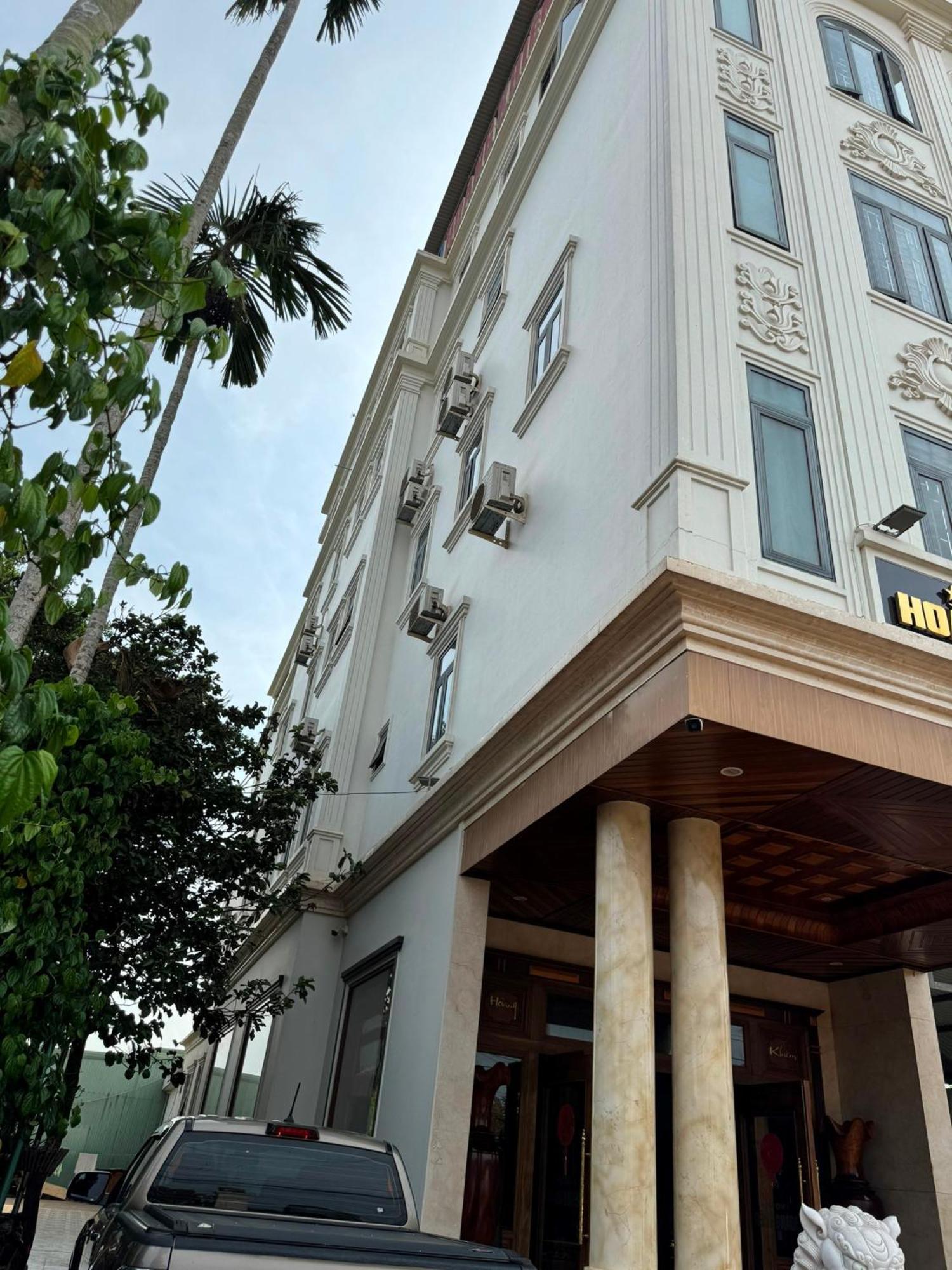 Hoang Khiem Hotel بلايكو المظهر الخارجي الصورة