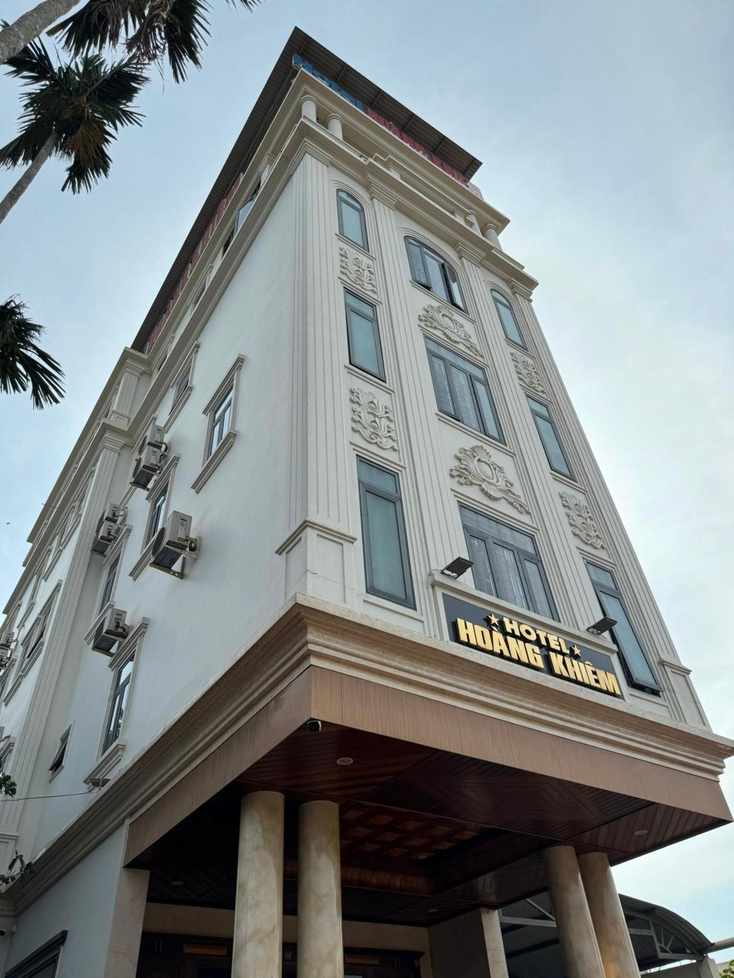 Hoang Khiem Hotel بلايكو المظهر الخارجي الصورة